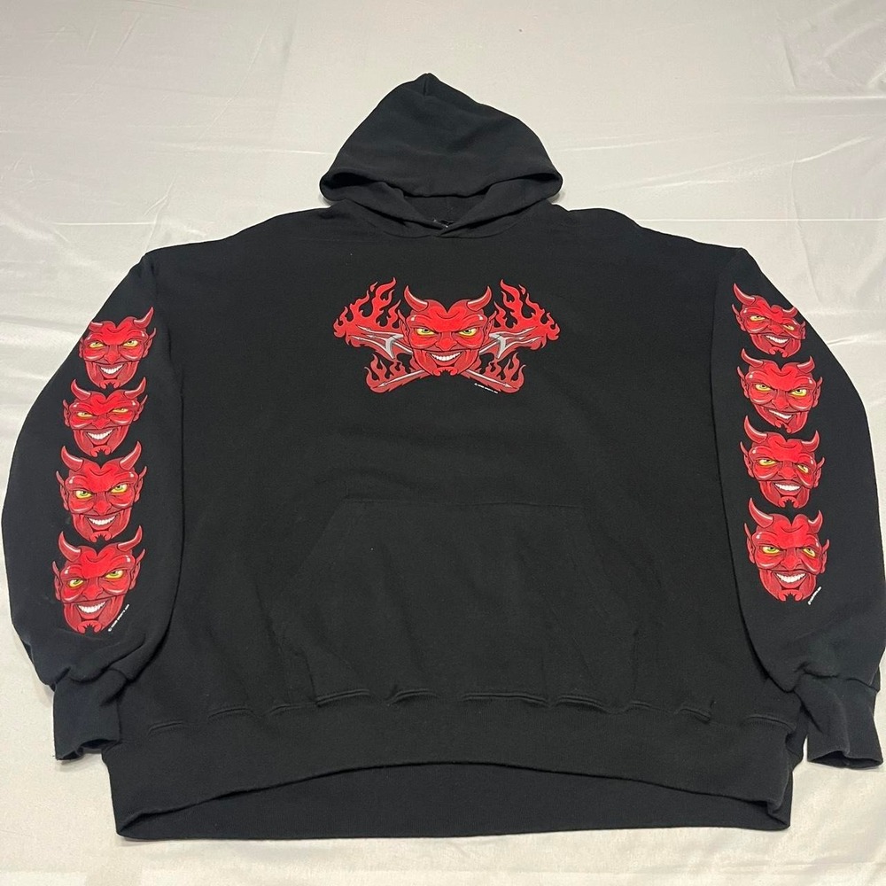 2006 Daytona Beach Biketoberfest Black Hoodie Red Devil Sleeves Chest Size 2XL